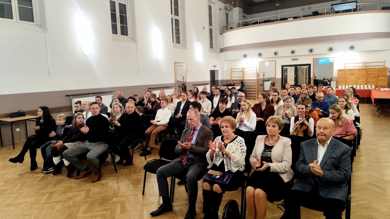 stypendia_burmistrza2025 (2).jpg