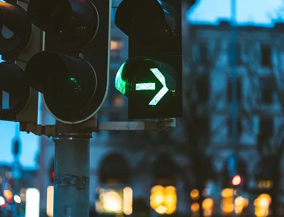 Freepik. Sygnalizacja świetlna.jpg
