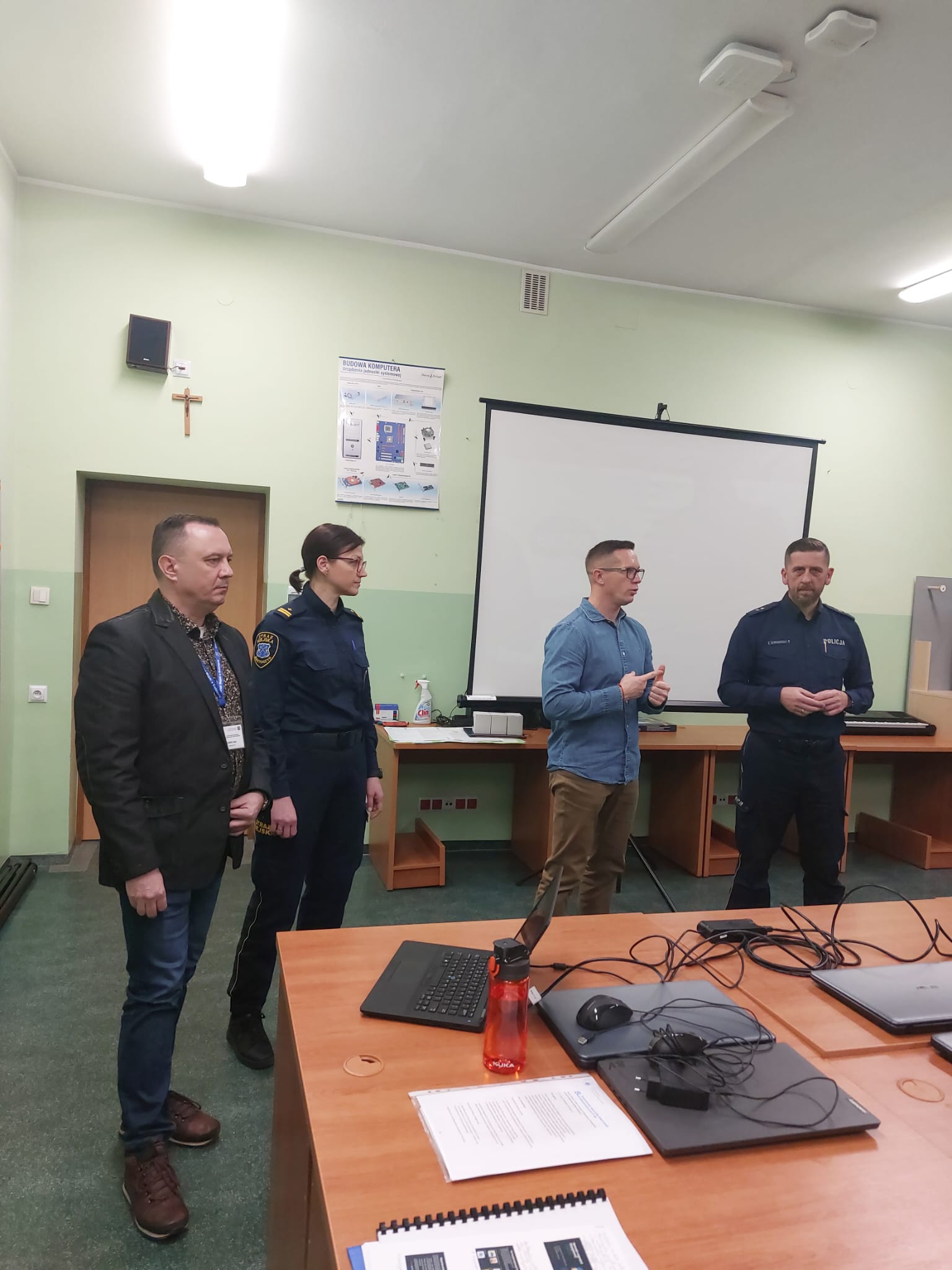 Orpiszew lekcja z Ochrony ludności (6).jpg