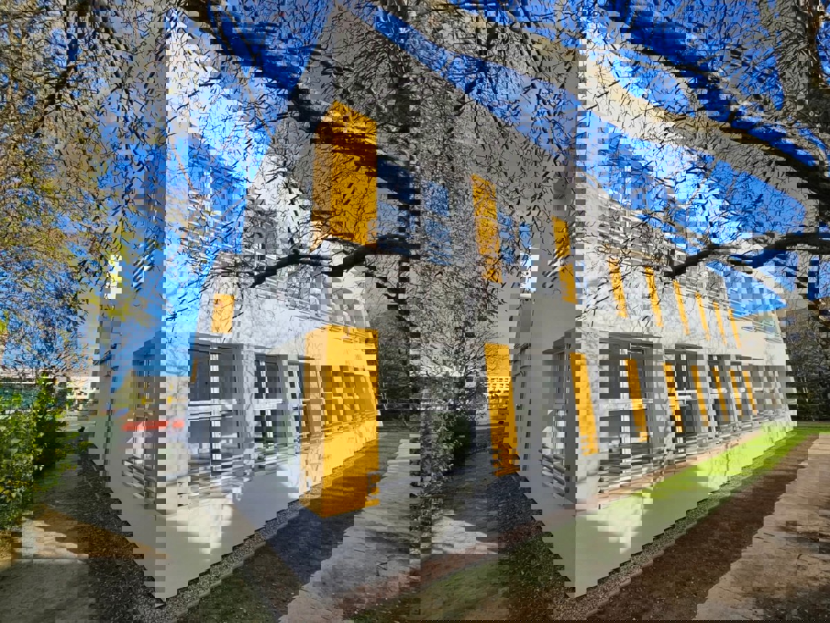 Budynek „Bartka” przy Szkole Podstawowej nr 4.jpeg