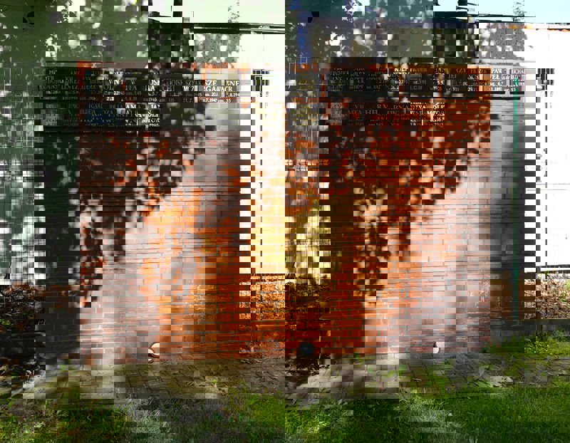 Ściana pamięci.jpg