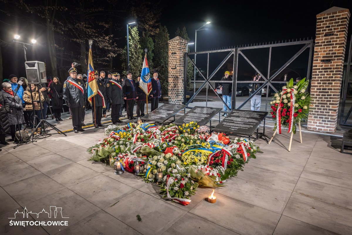 Uroczyste zakończenie obchodów.jpg