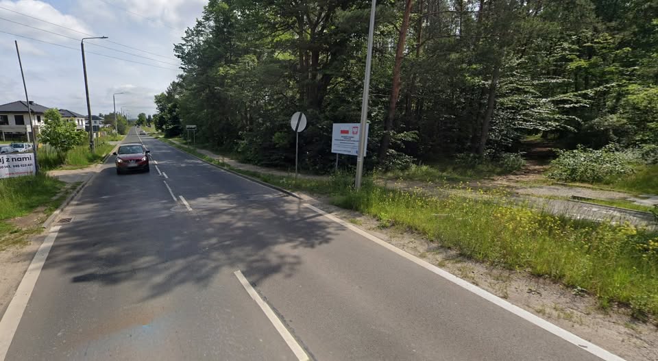 tutaj powstanie ścieżka rowerowa.jpg