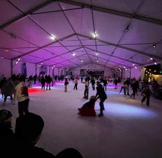 lodowisko zdjęcie z tafli25.jpg