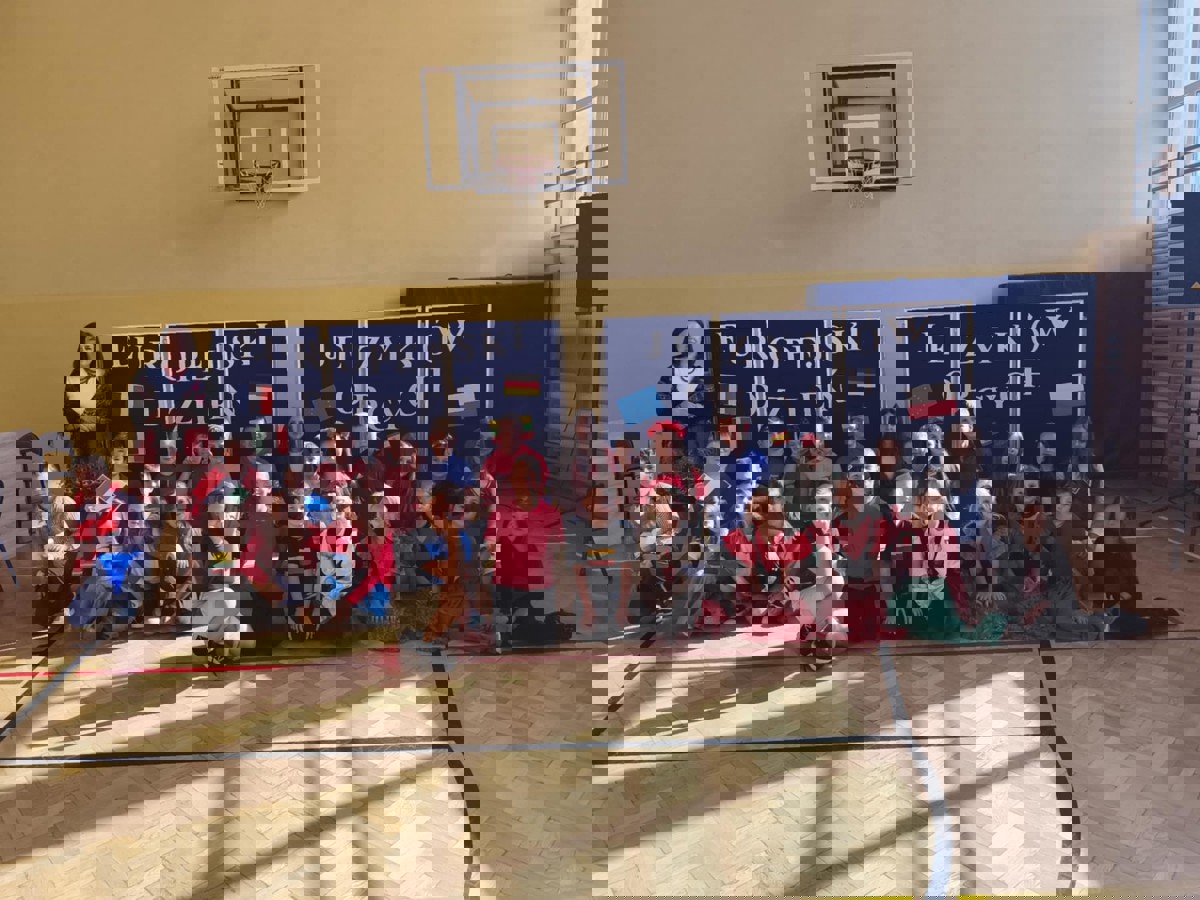 DZIEŃ JĘZYKÓW OBCYCH W SP3_1.jpeg