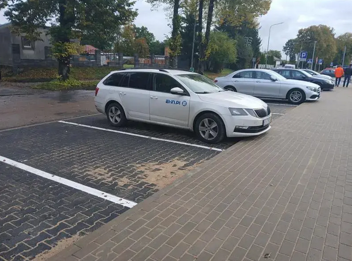 Zrzut ekranu 2025-10-13 103426.png