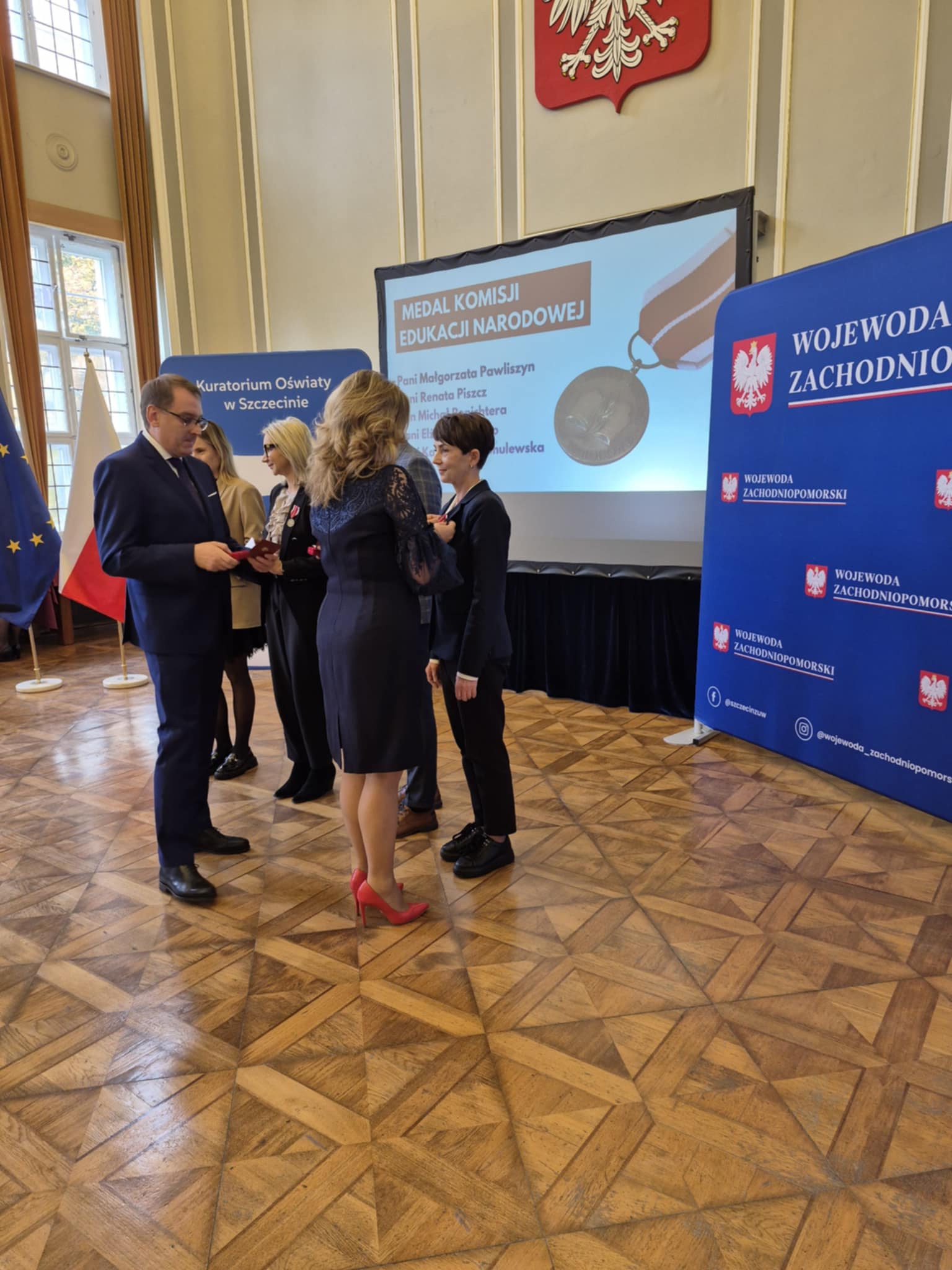 MEDAL KEN DLA K. SAMULEWSKIEJ.jpeg