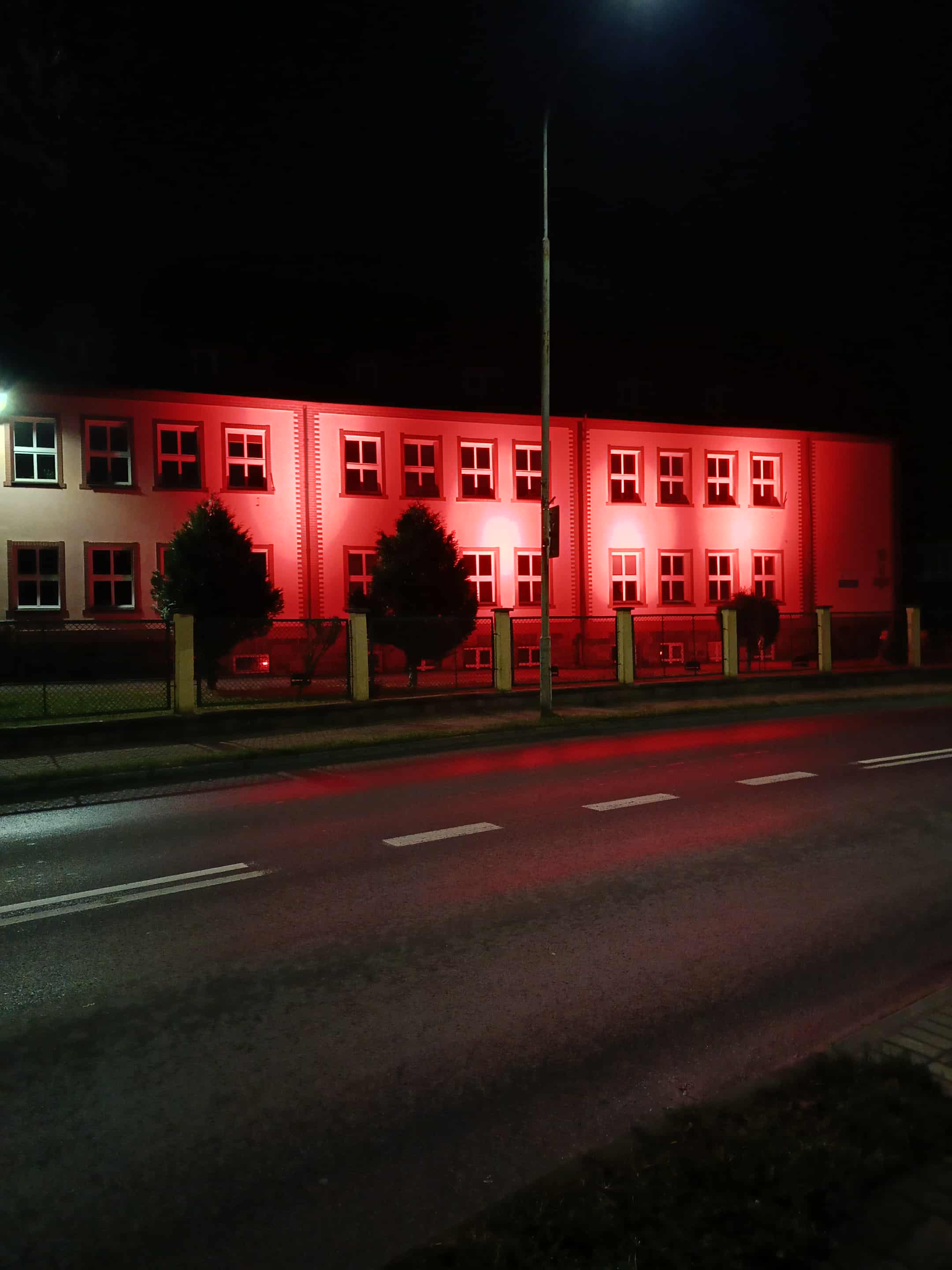 3Podswietlenie budynku I Dywizji WP-1.jpg