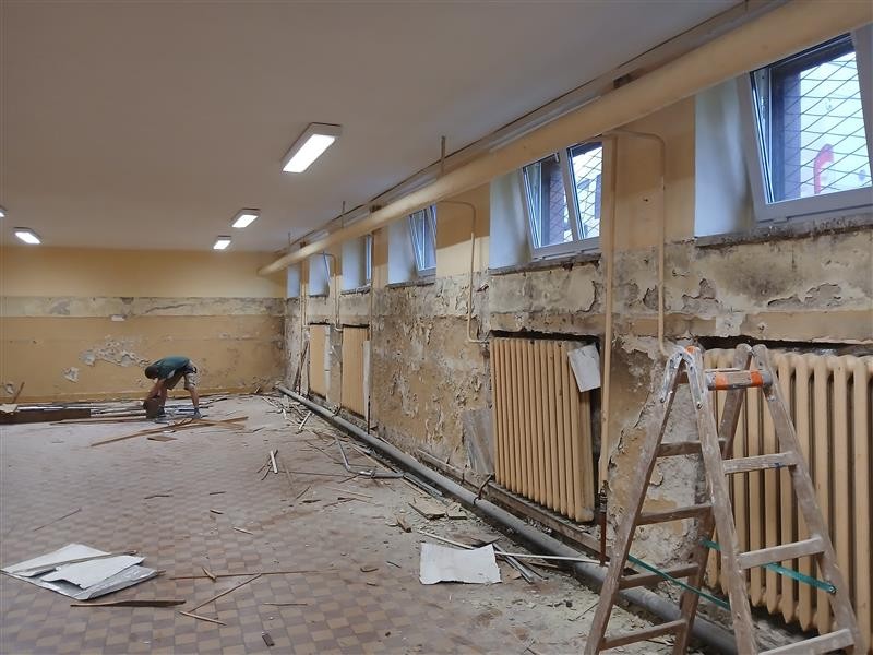 2 Stołówka - początek remontu_a.jpg